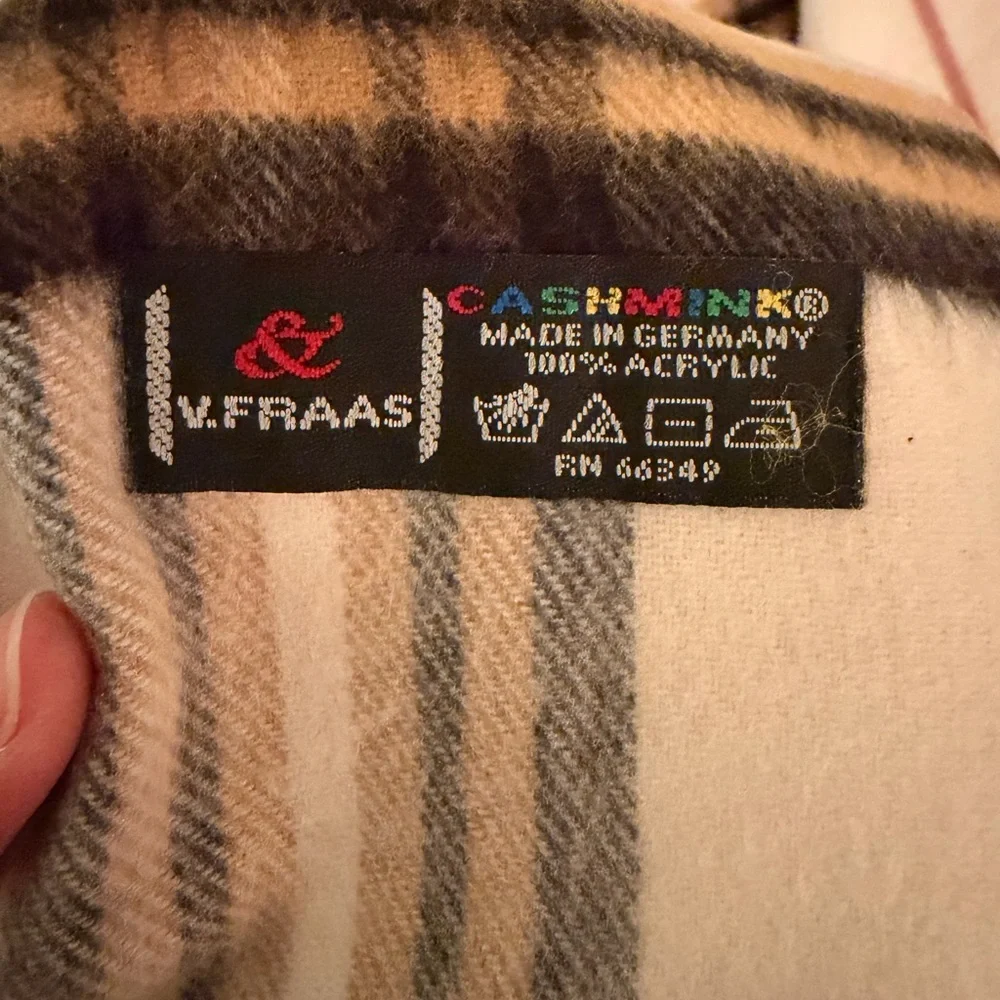 V. FRAAS Cream and Brown Plaid Scarf